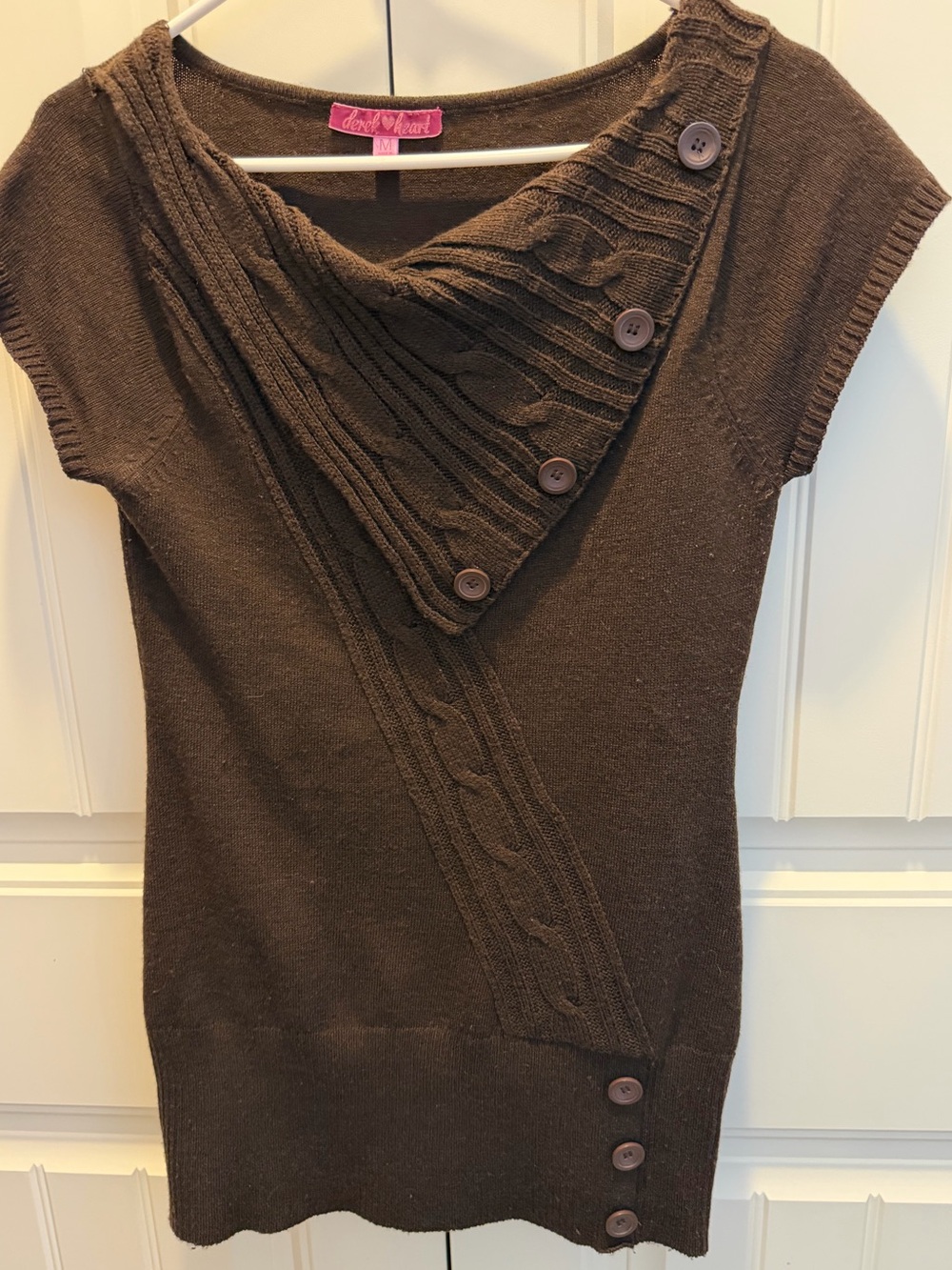 Derek Heart Brown Short Sleeve Cable Knit Sweater Tunic with Button Detail
